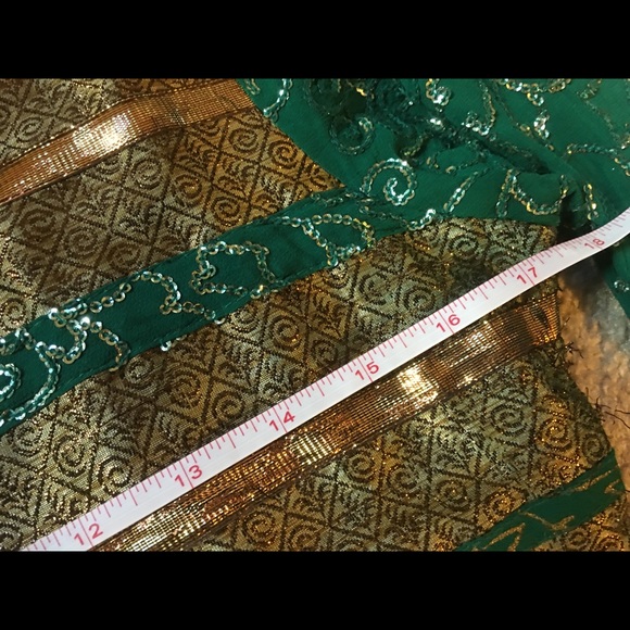 Salwar Kamiz with dupatta - Picture 3 of 5